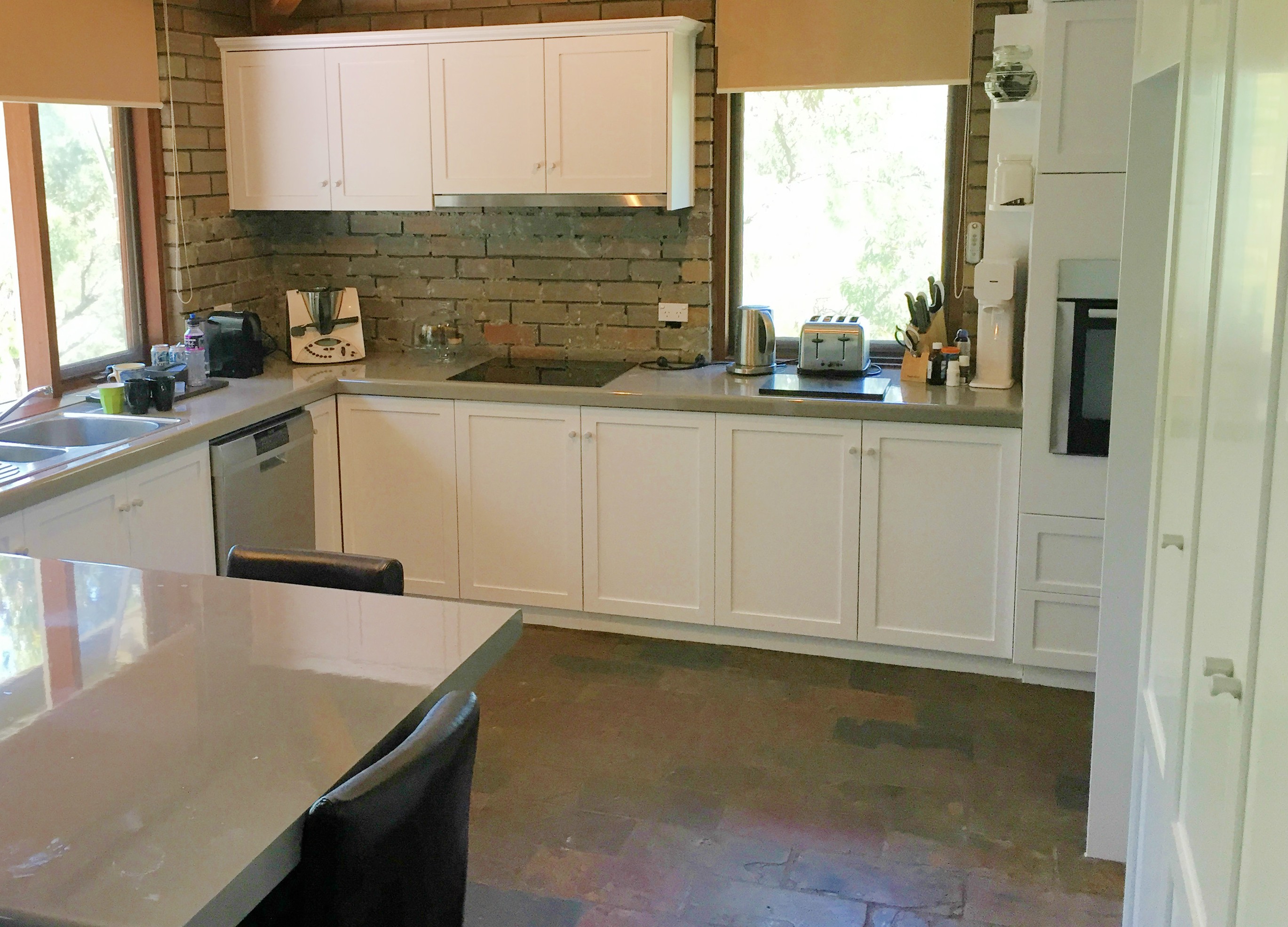 Adelaide Kitchen Resurfacing Renovating Before and After - Belair 1